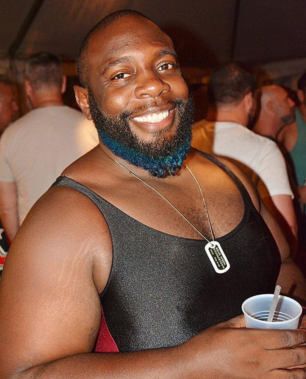 Bears-in-singlets-by-dan-mckeon-70