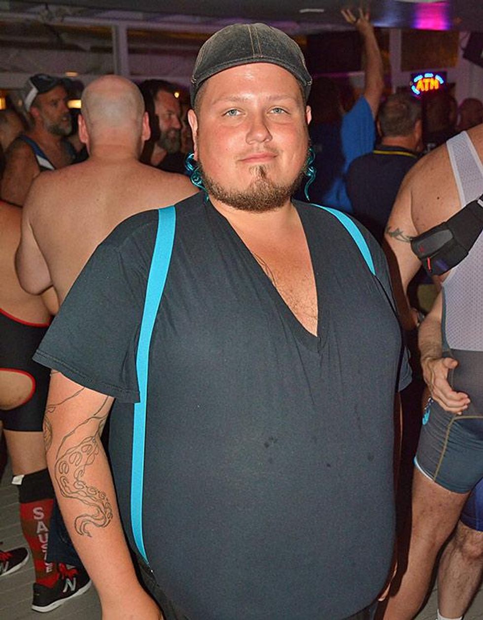 Bears-in-singlets-by-dan-mckeon-79