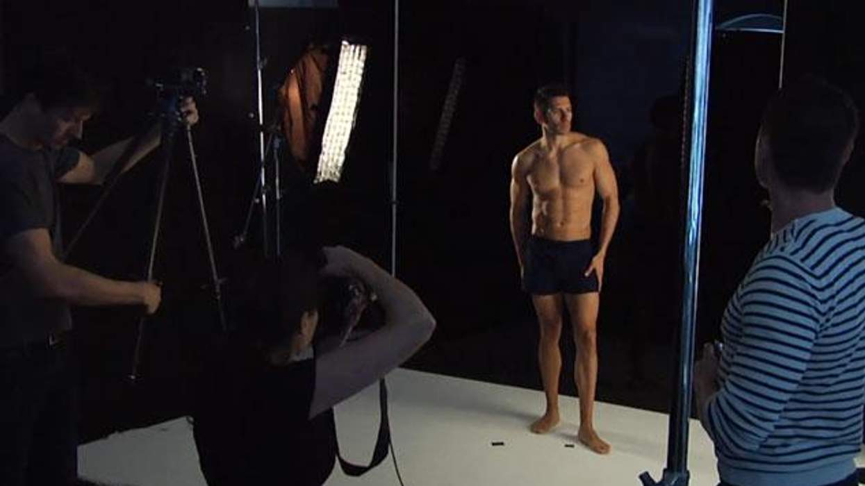 Behindscenesgillettexcr_1