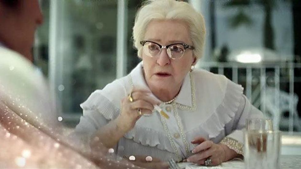 Behindthecandelabra-debbiereynolds-2-630-jpg_195350