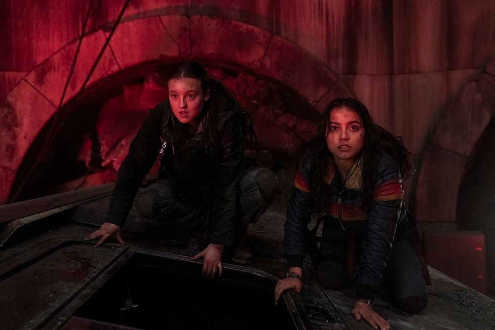Bella Ramsey Isabela Merced the last of us ellie dina