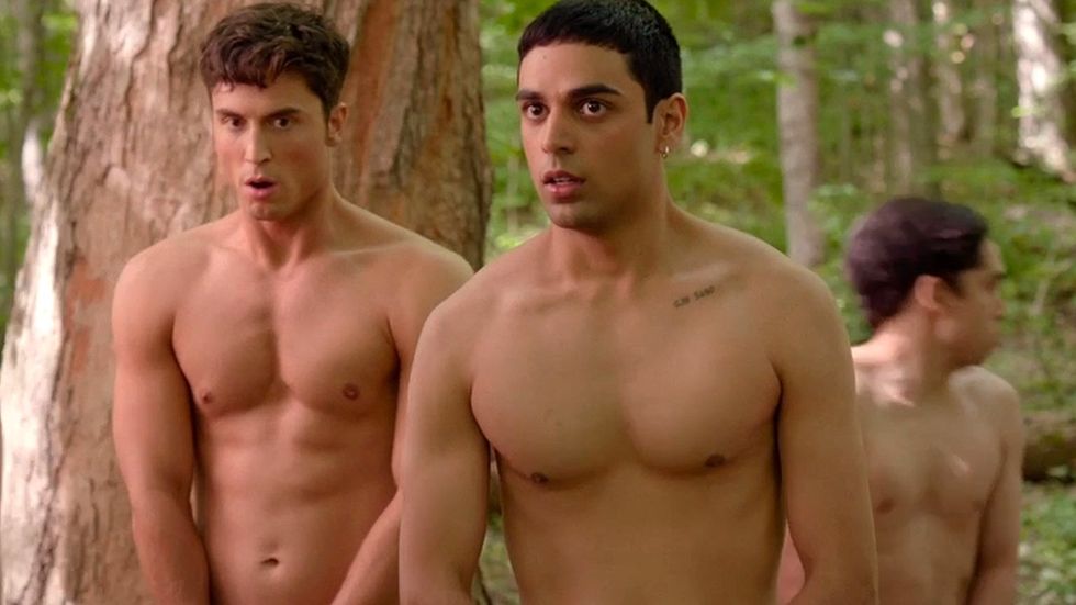 Benito Skinner in Overcompensating