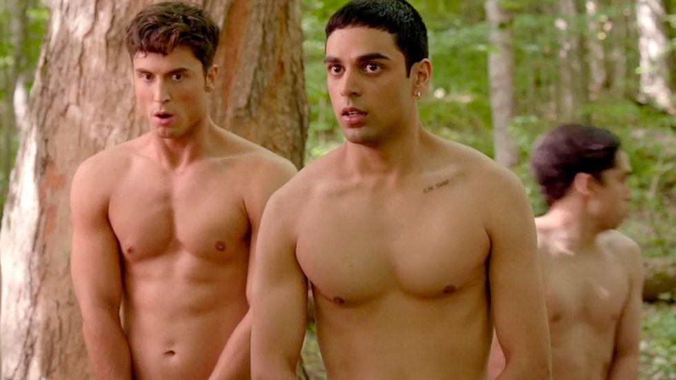 Benito Skinner in Overcompensating