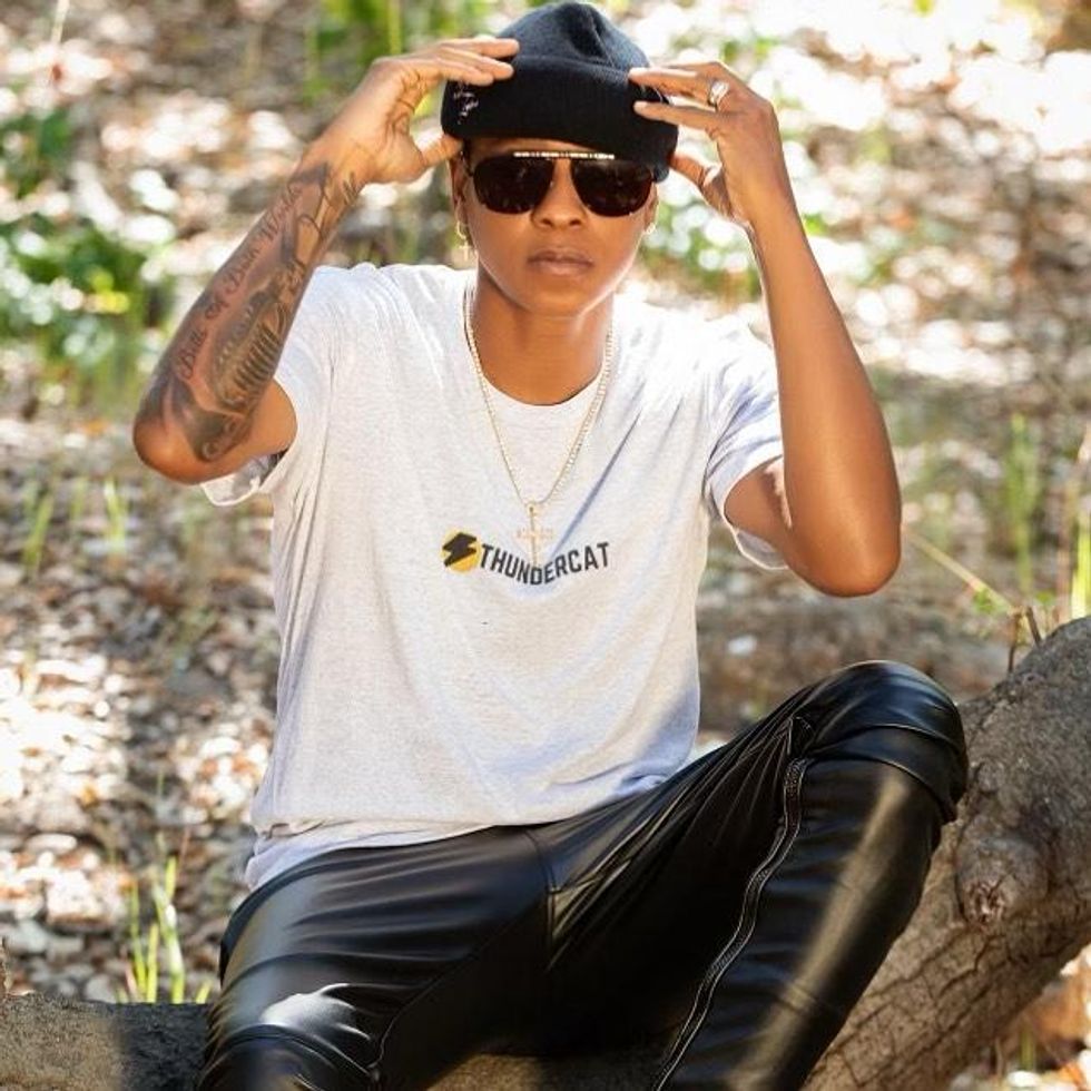 betts of both worlds