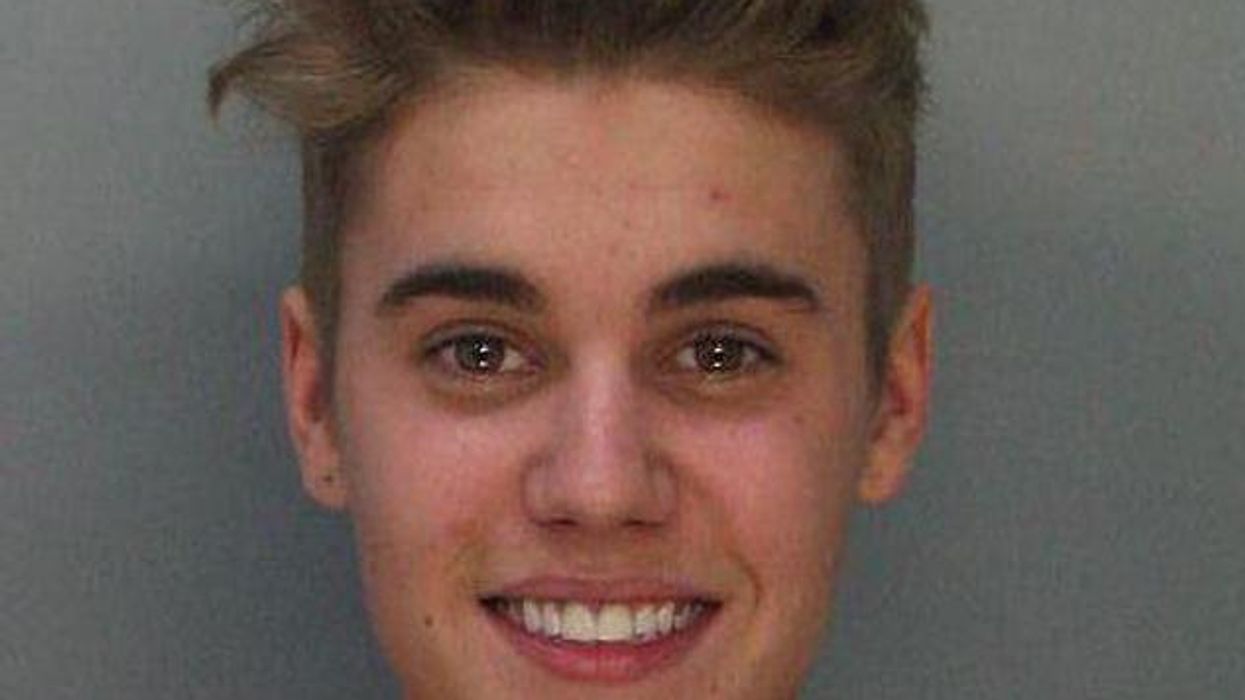 Biebermugshot