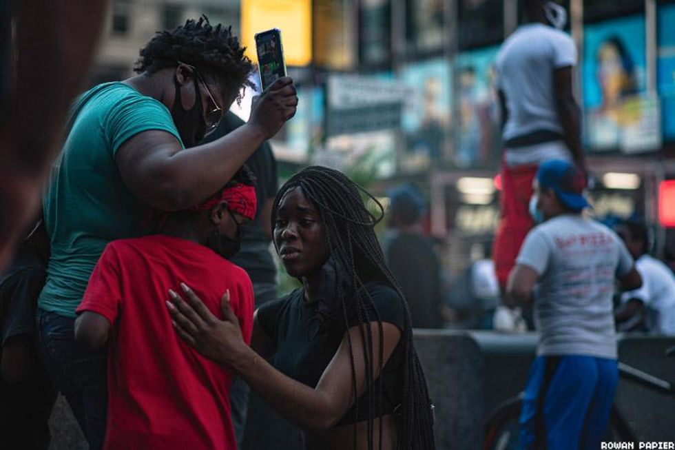 Black Lives Matter Demonstrations Photographed by Rowan Papier