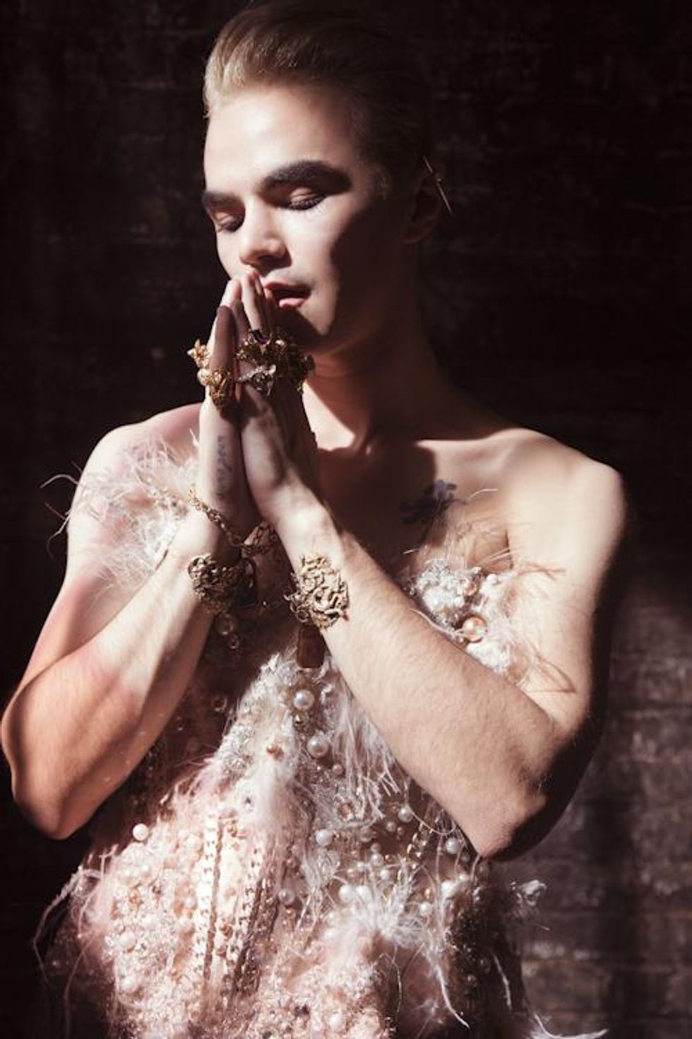 Bon_jane_out_magazine_baby_yors_101