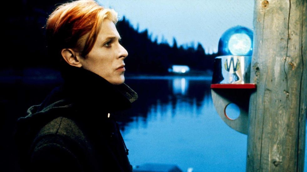 Bowie-the-man-who-fell-to-earth