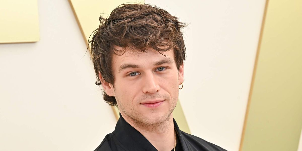 Brindon Rocks Brandon Flynn rocks a tight Speedo in viral vacay pics | Out.com
