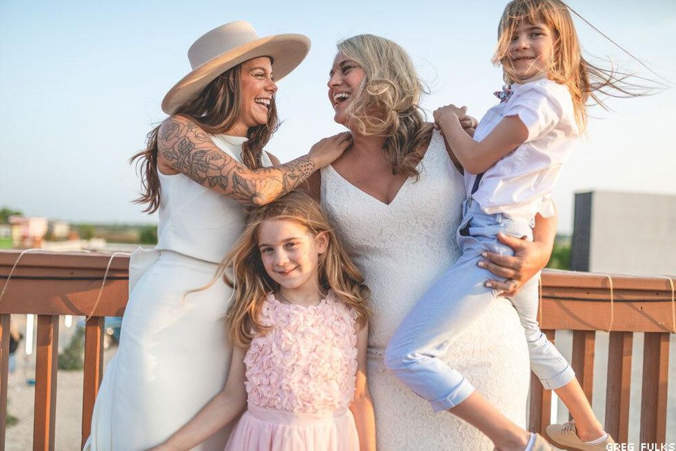 Bri and Lindsey Leaverton wedding