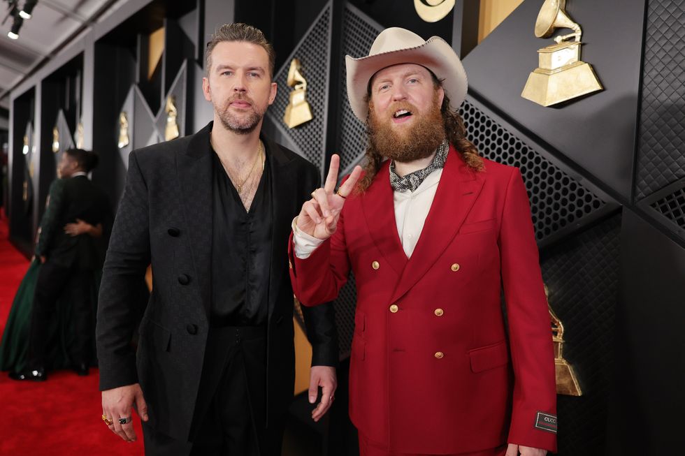 brothers osborne grammys red carpet