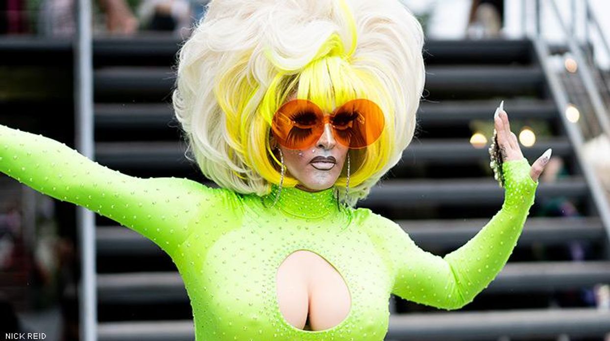 Bushwig-out-primaryx750