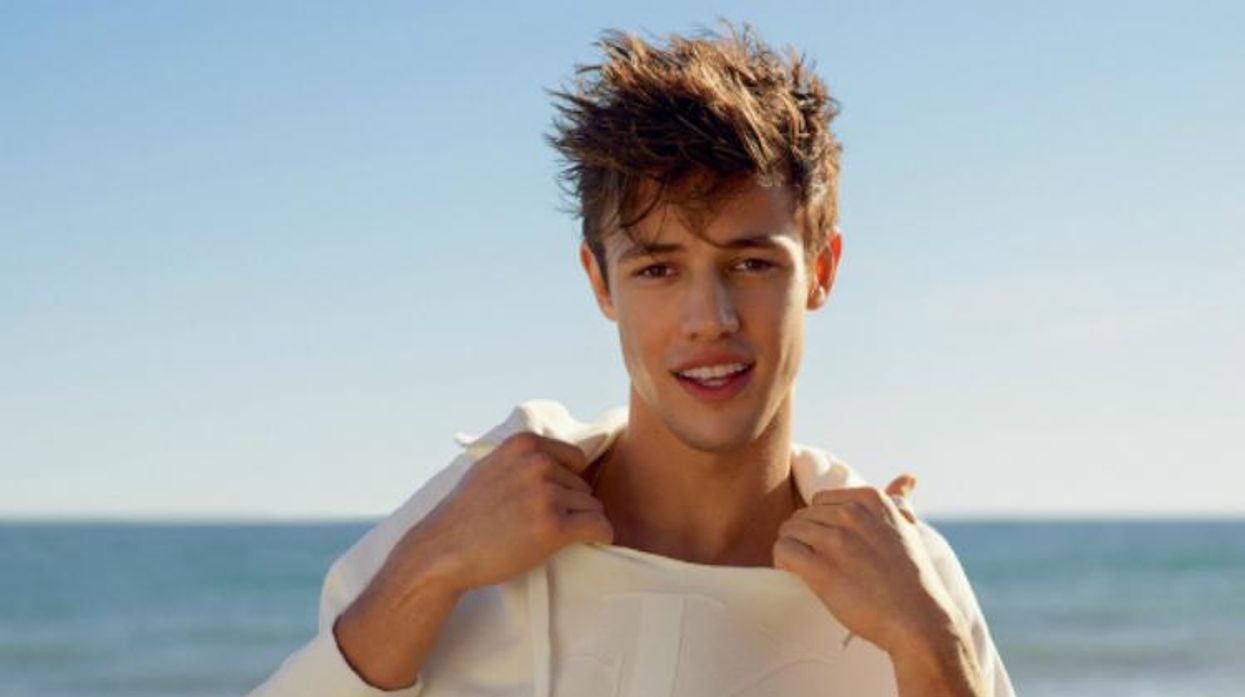 Cameron Dallas shirtless