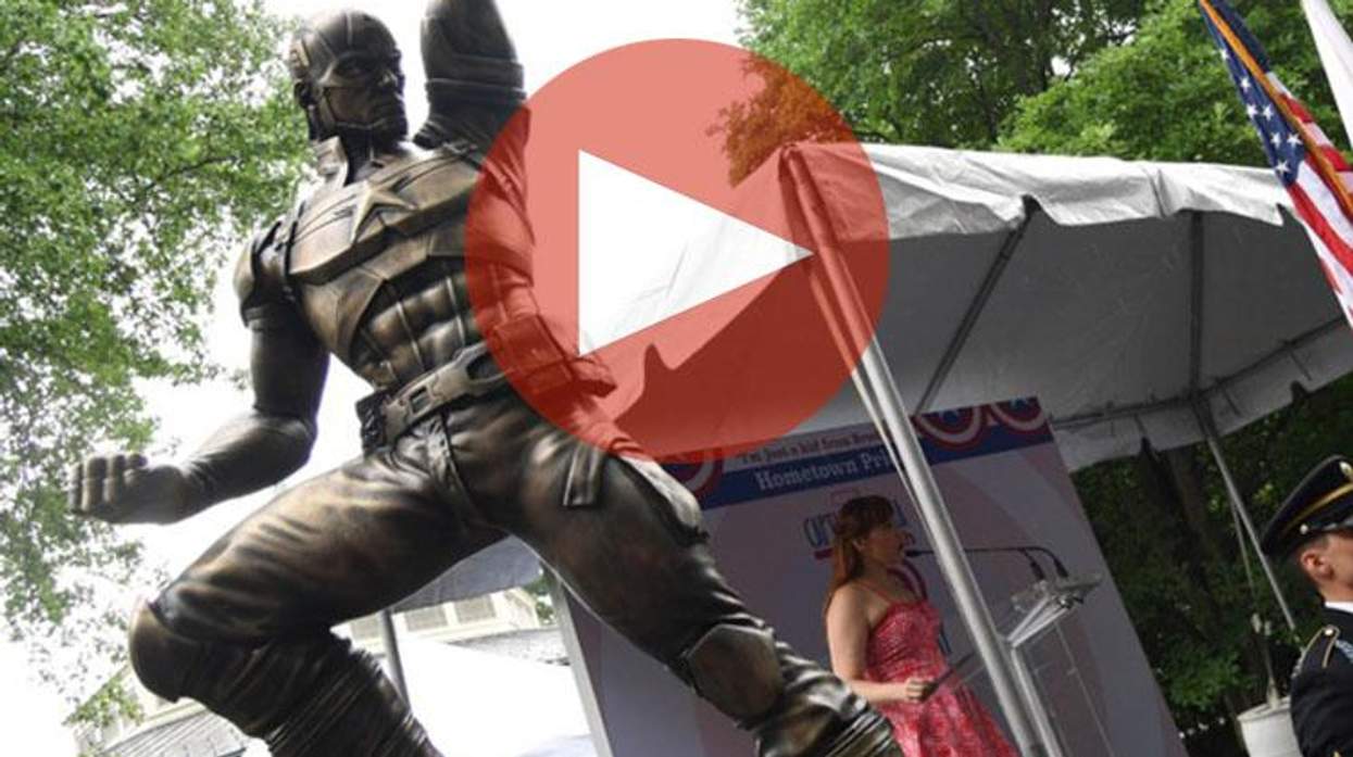 Captain America Statue