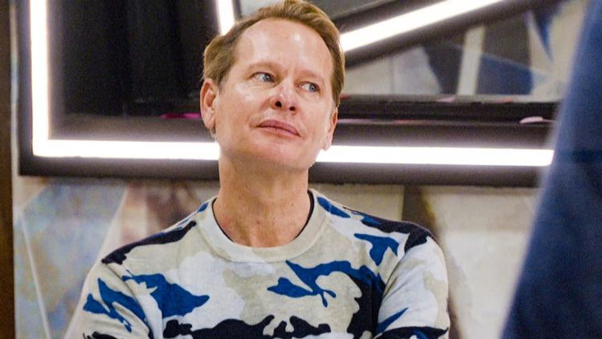 carson-kressley-celebrity-big-brother-story-hooked-up-with-wanted-robber-he-met-at-gay-bar.jpg