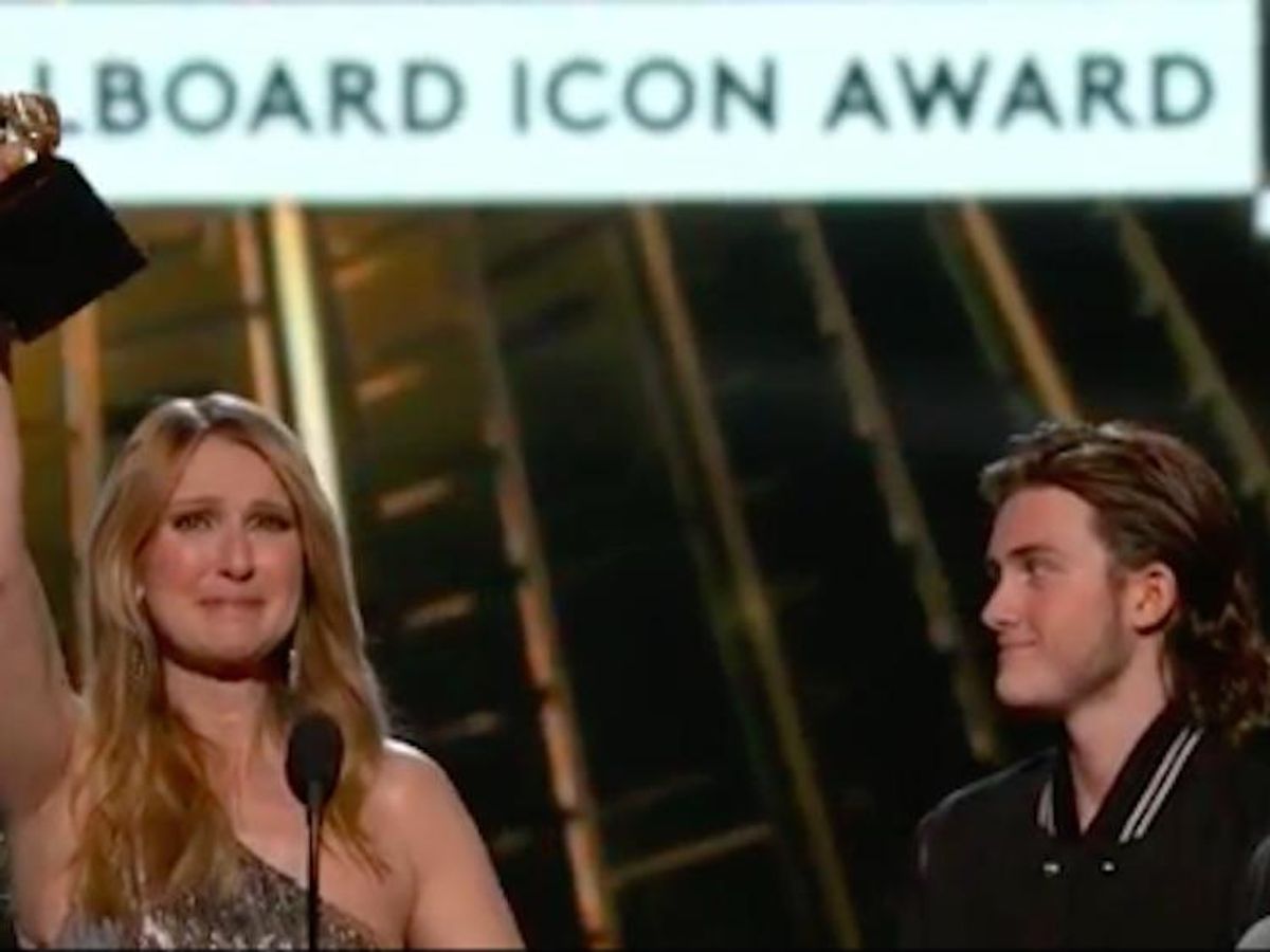 Celine Dion accepts the Icon Award at the 2016 Billboard Music Awards. 