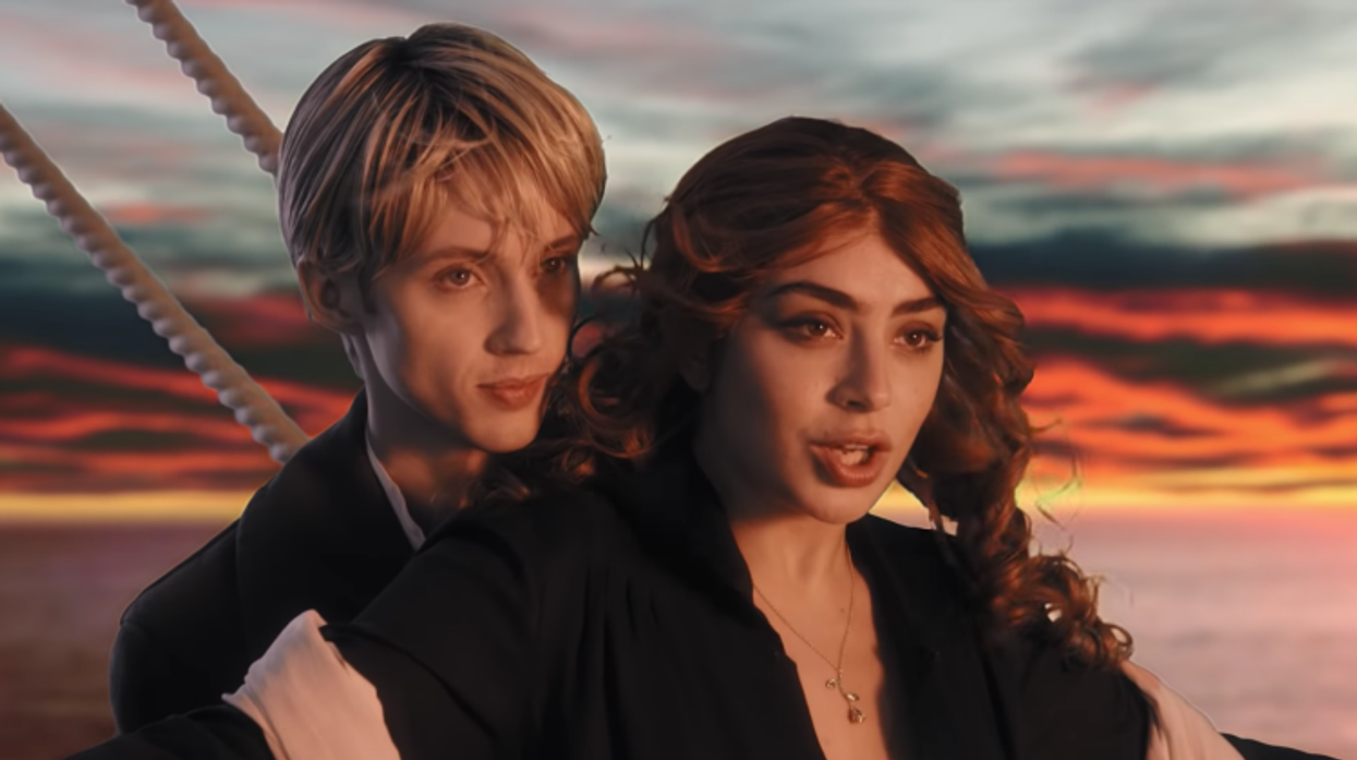 Charli XCX & Troye Sivan Go Full 'Titanic' in '1999' Music Video