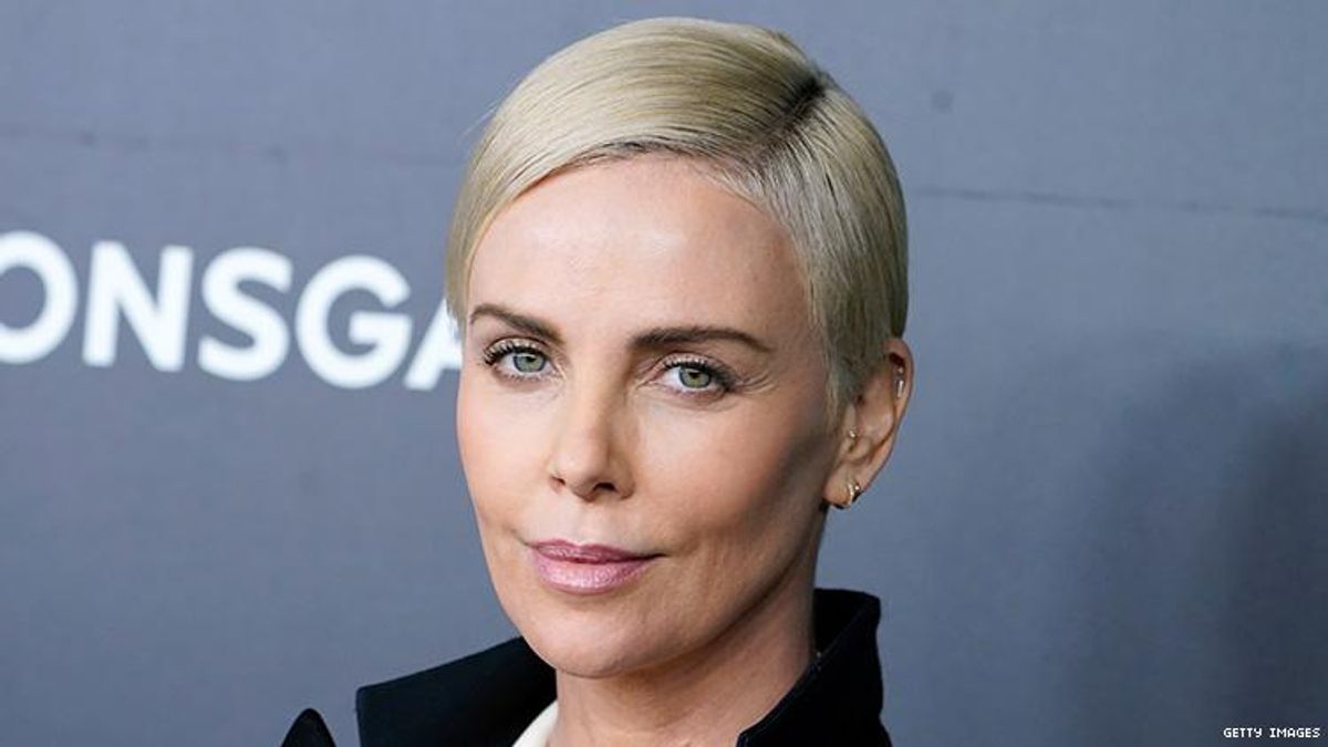 Charlize Theron Says It’s a ‘Bummer’ That She’s Straight