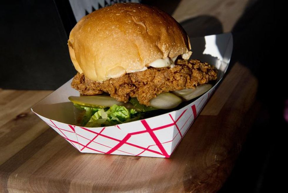 Chicken-sandwich-amtrak