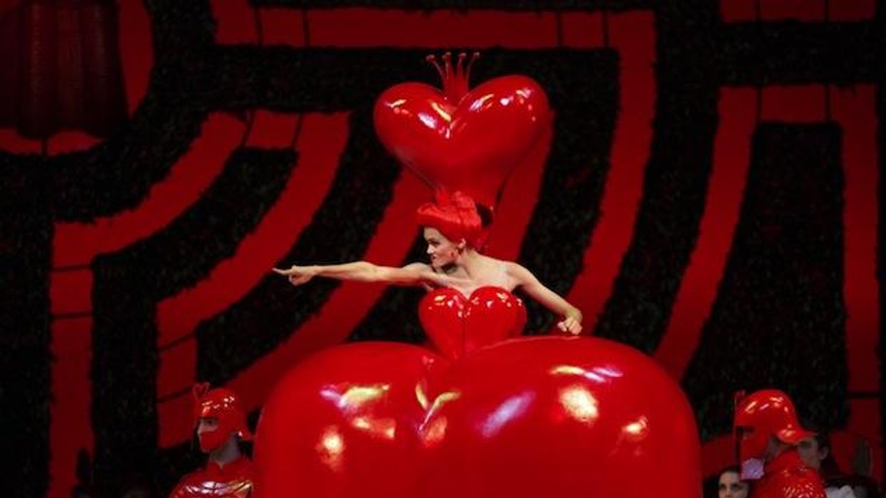 Chris-wheeldon-alice-queen