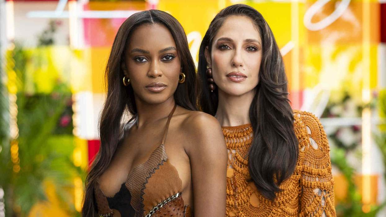 Ciara Miller, Tefi Pessoa