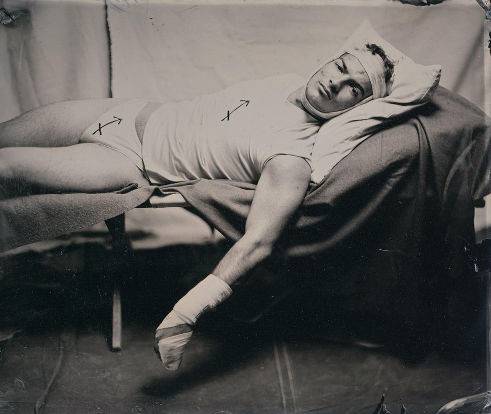 Colin for Linder's FW18 Calendar