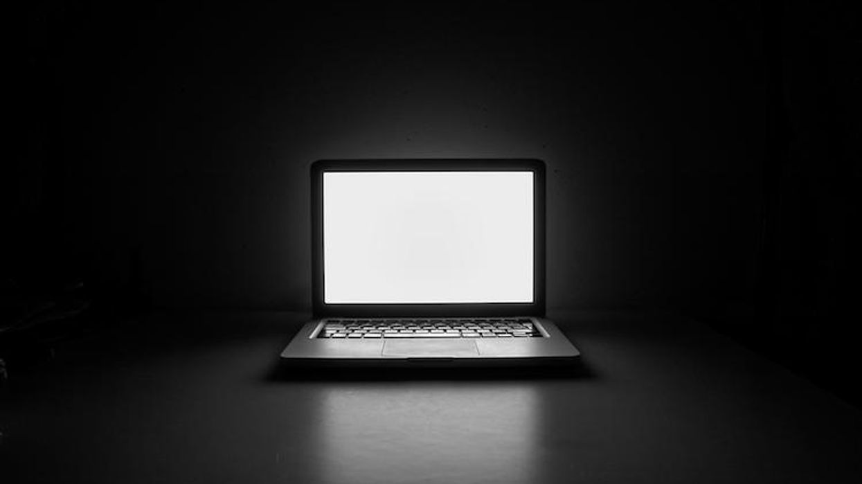 Computer screen hacking