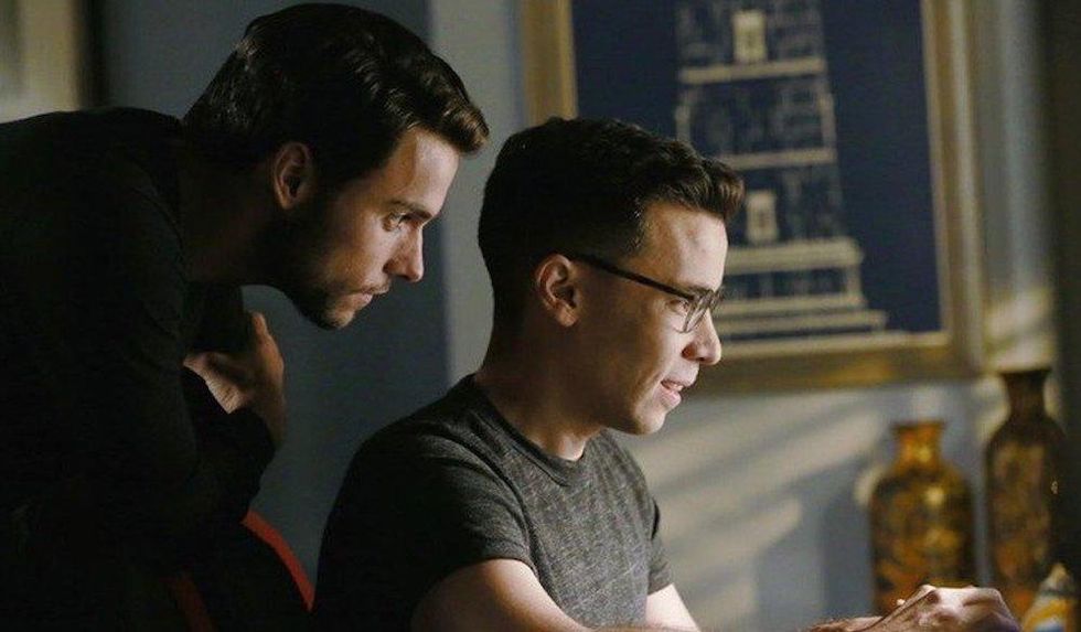 Connor and Oliver, "How to Get Away with Murder" (2014)