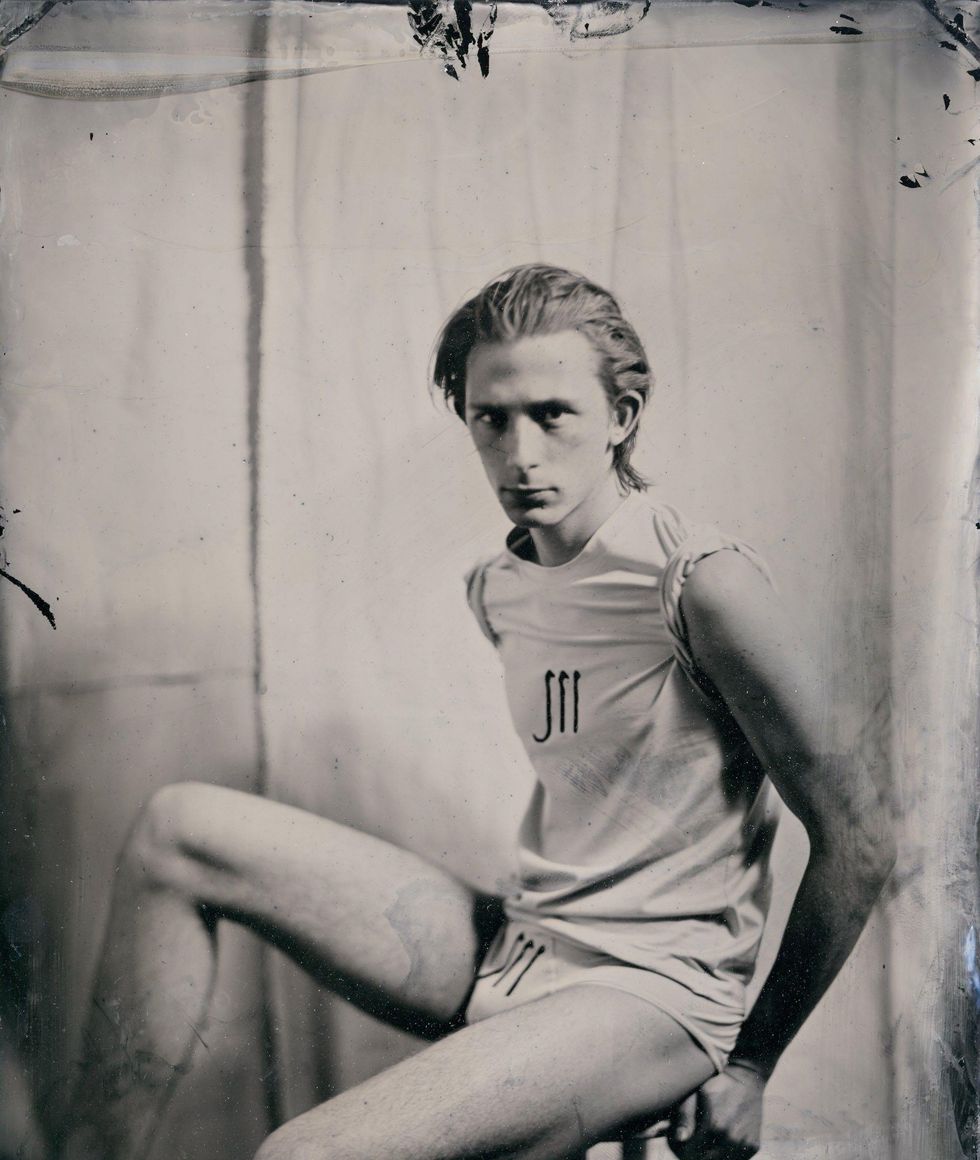 Conrad for Linder's FW18 Calendar