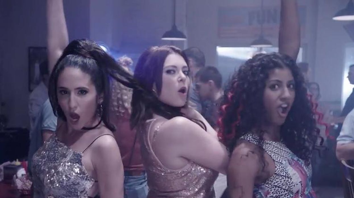 Crazy Ex Girlfriend "Friendtopia" song spice girls throwback