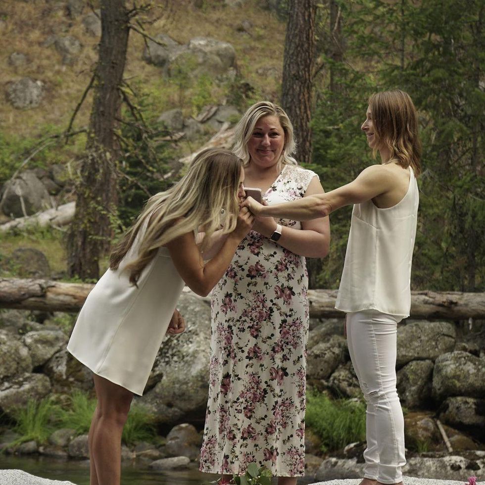 Czech Snowboarder Sarka Pancochova Marries Girlfriend in Romantic Ceremony