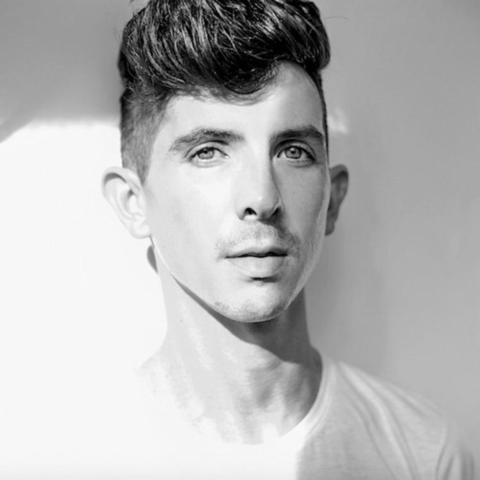 Danny Schmittler (@ayerofficial)