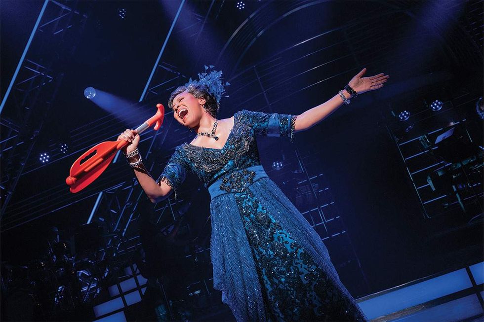 Deborah Cox as Unsinkable Molly Brown in Titanique