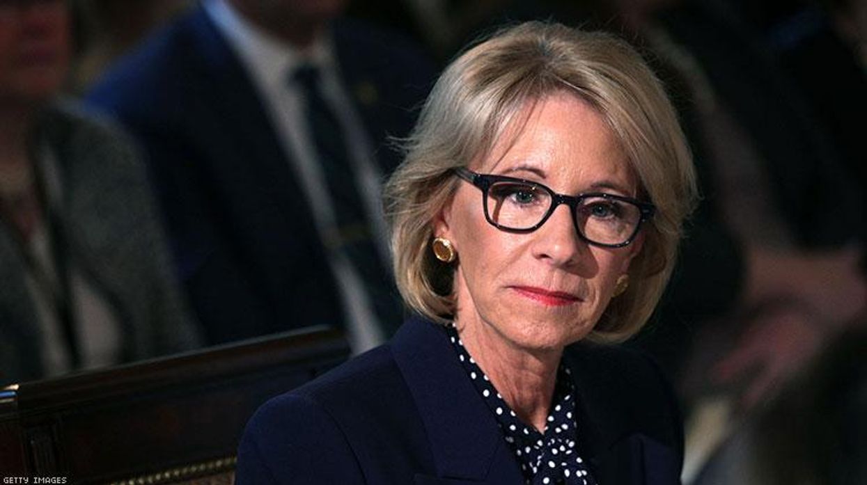 devos