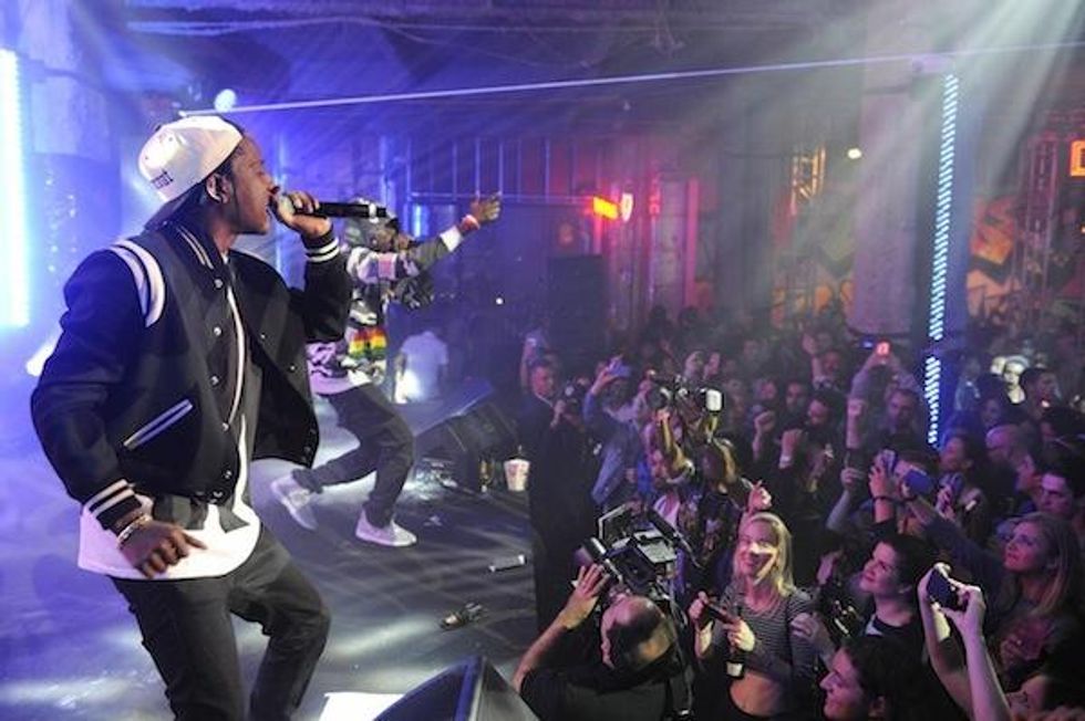 Dkny25%20birthday%20bash-aesop