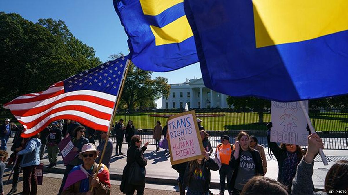DOJ Says Businesses Can Discriminate Against Trans Workers