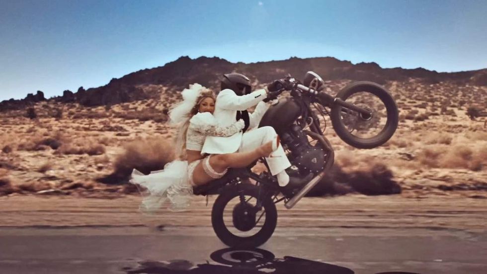 Doja Cat in the Stranger music video