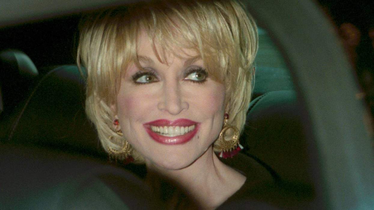Dolly Parton in a car