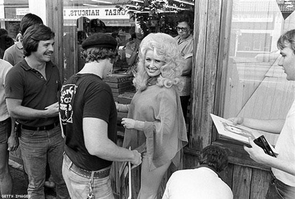 Dolly showed support for LGBTQ families way back in 1991.