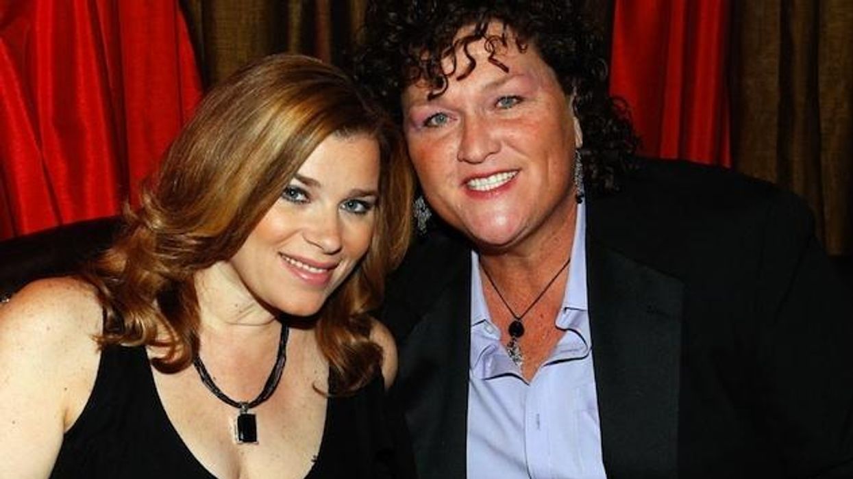 Dotmariejones-wed-cr