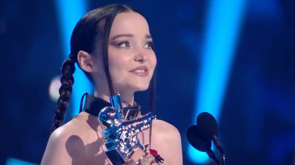 dove cameron at the vmas