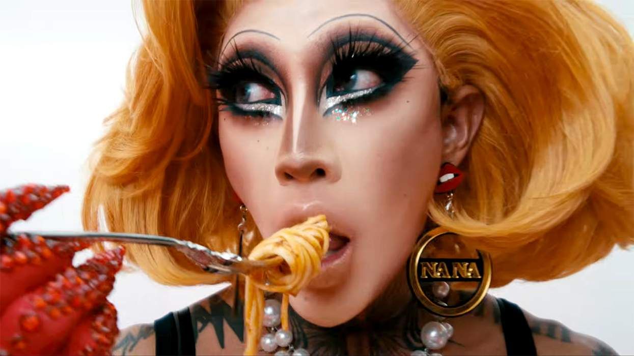 drag queen eating spaghetti in LE SSERAFIM video