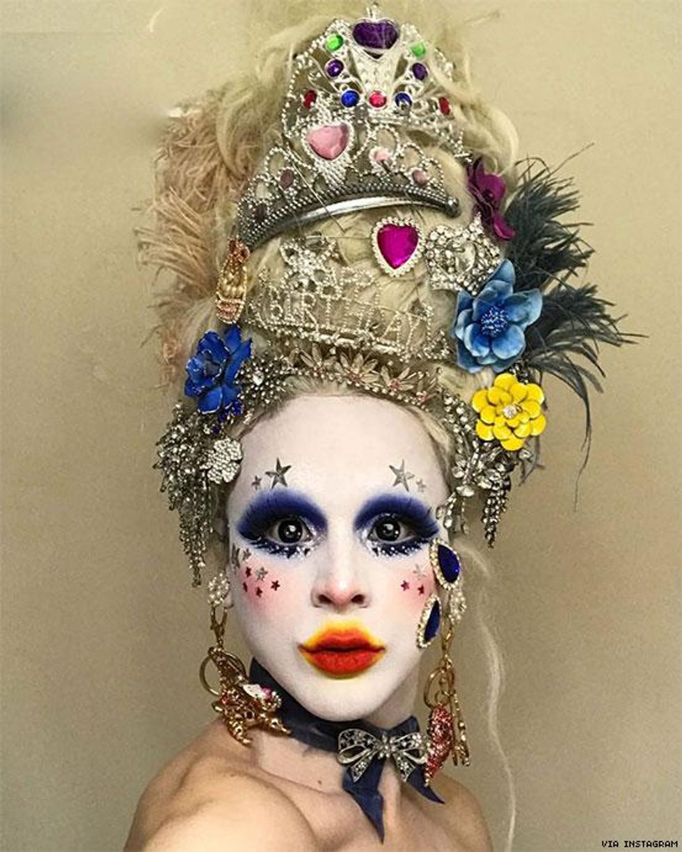 drag queens to follow