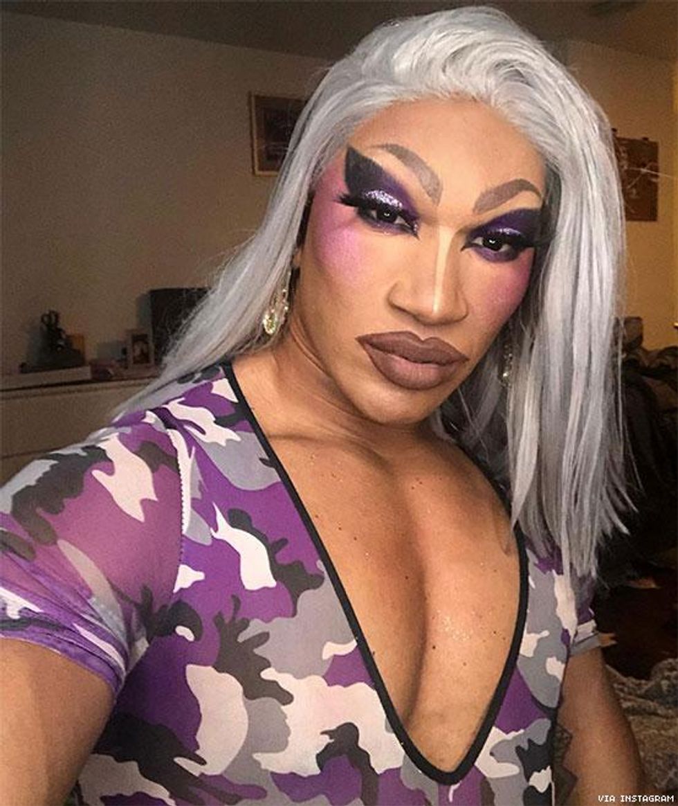 drag queens to follow