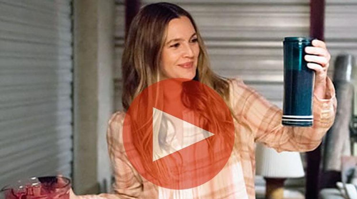 Drew Barrymore Says Filming 'Santa Clarita Diet' Was a Good Anecdote to a Terrible 2016