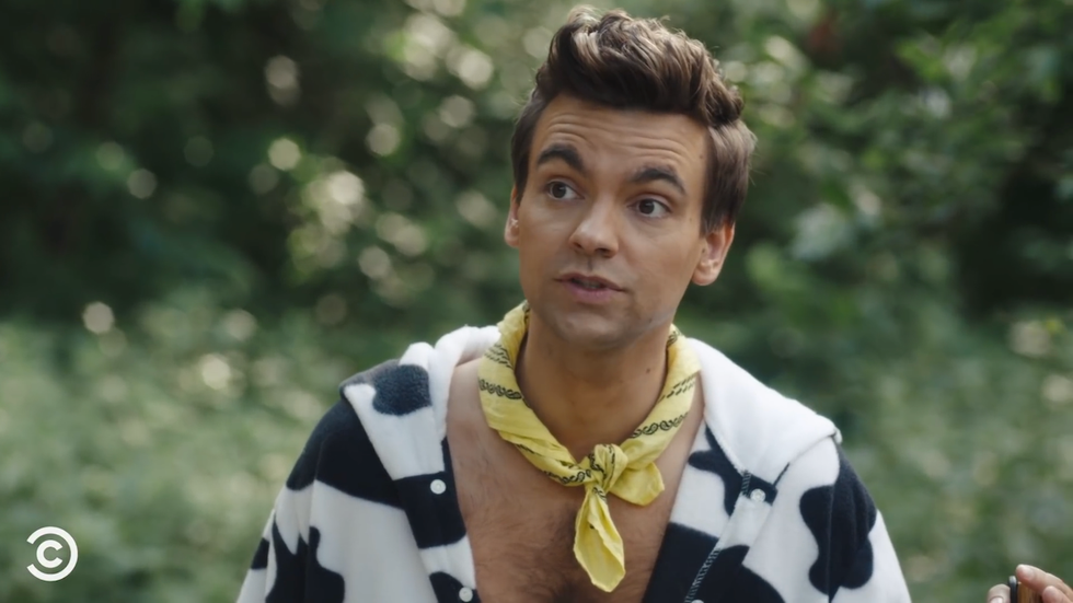 Drew Tarver plays Carey Dubek in 'The Other Two'