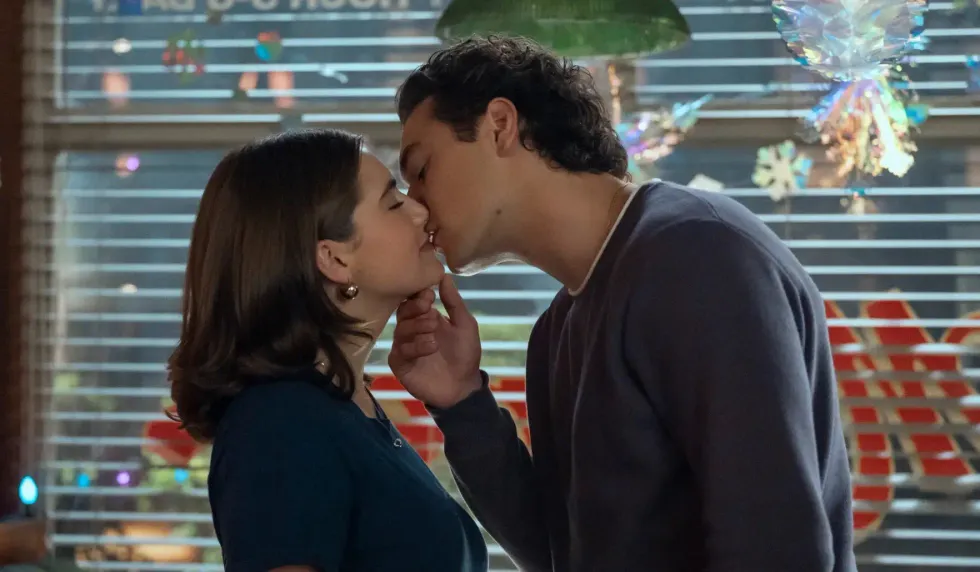 Ella Bright and \u200bBelmont Cameli in a scene from Off Campus