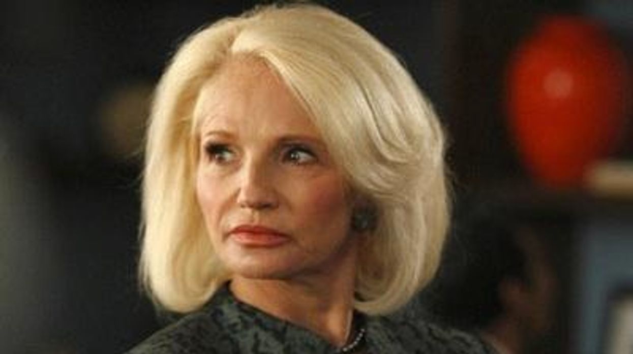 Ellen-barkin-rotator