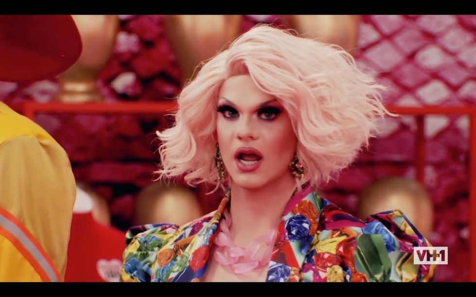 Elliott with the 2 Ts