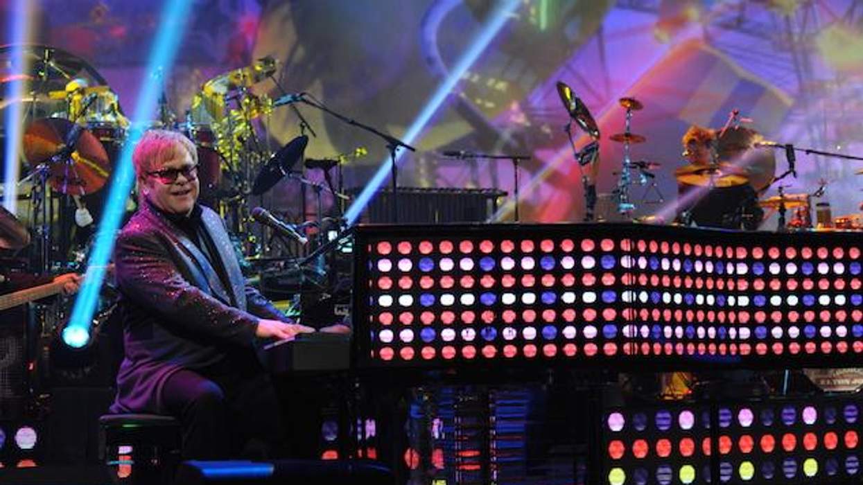 Elton-carlstudna-large